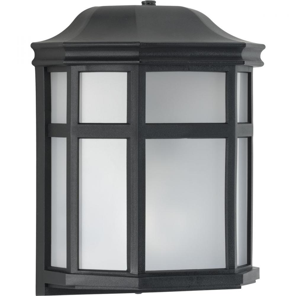 P560283-031-PC 1-40W MED WALL LANTERN